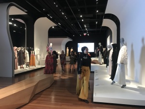 Salah satu sudut Contemporary Muslem Fashions di de Young Museum San Francisco